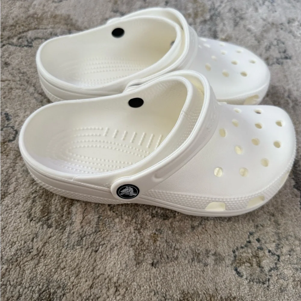 CROCS Kids Slip-On Sandals - white - Picture 2 of 4